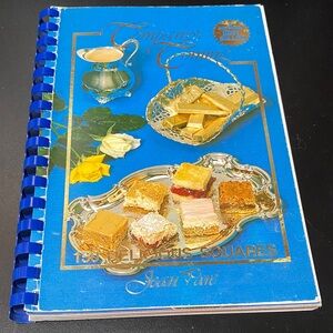 Jean Pare Company’s Company 150 Delicious Squares Vintage cookbook